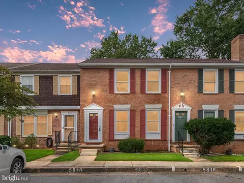5818 Richardson Mews Sq, Halethorpe, MD 21227