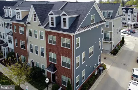 40 Linden Pl, Towson, MD 21286