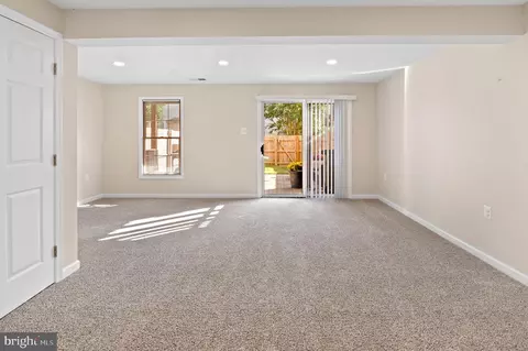 Living - 41 Cedarcone Ct, Nottingham, MD 21236 photo 3 of 6