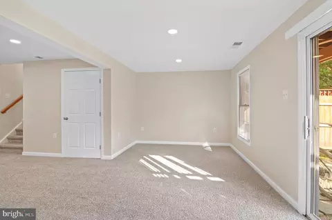 Living - 41 Cedarcone Ct, Nottingham, MD 21236 photo 6 of 6
