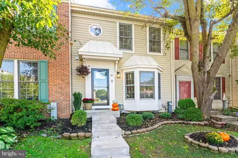 41 Cedarcone Ct, Nottingham, MD 21236