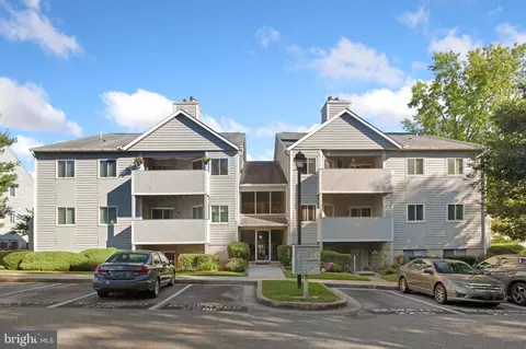2211 Lowells Glen Rd #F, Parkville, MD 21234