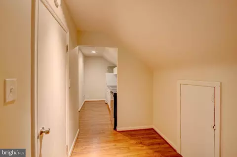 Entry Way - 4603 Benson Ave, Halethorpe, MD 21227 photo 2 of 5