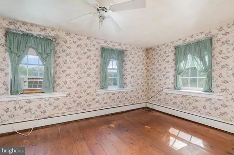 Bedroom - 6008 Williams Rd, Hydes, MD 21082 photo 2 of 6