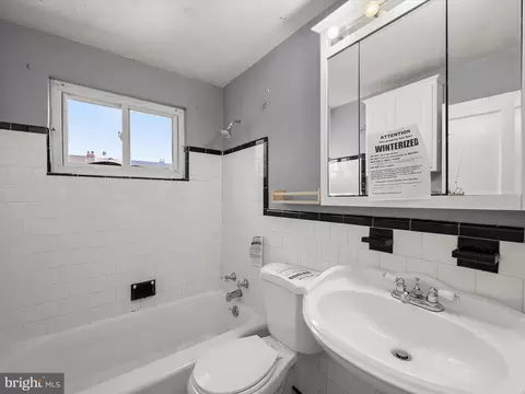 Bath - 5494 Oakland Rd, Halethorpe, MD 21227 photo 1 of 1