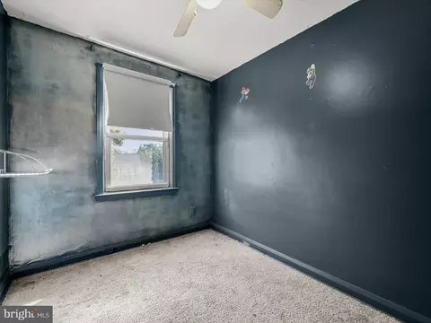Bedroom - 5494 Oakland Rd, Halethorpe, MD 21227 photo 7 of 8