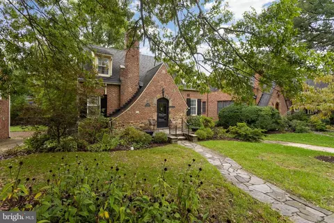 718 Anneslie Rd, Baltimore, MD 21212