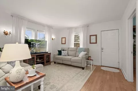 5529 Willys Ave, Halethorpe, MD 21227 photo 6