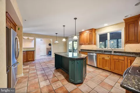 2202 Stockton Rd, Phoenix, MD 21131 photo 8