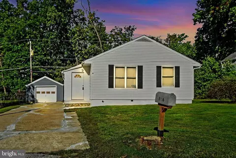 8116 Dalesford Rd, Parkville, MD 21234