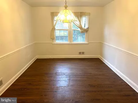 422 Chumleigh Rd, Baltimore, MD 21212 photo 3
