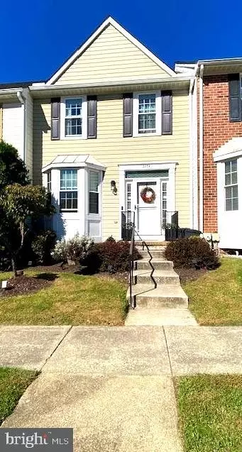 2434 Quilting Bee Rd, Catonsville, MD 21228