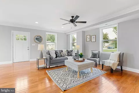 145 Riverside Rd, Essex, MD 21221