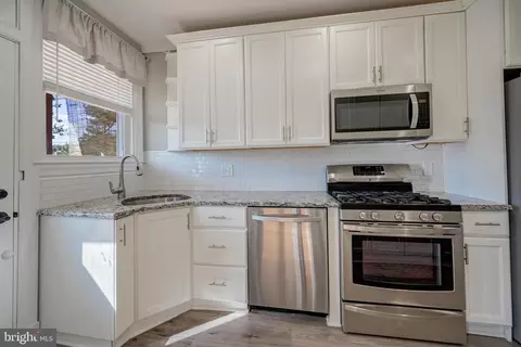 Kitchen - 1243 Circle Dr, Halethorpe, MD 21227 photo 1 of 1