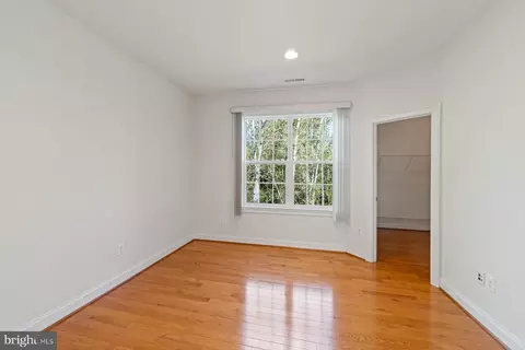 2736 Lightfoot Dr, Baltimore, MD 21209 photo 29
