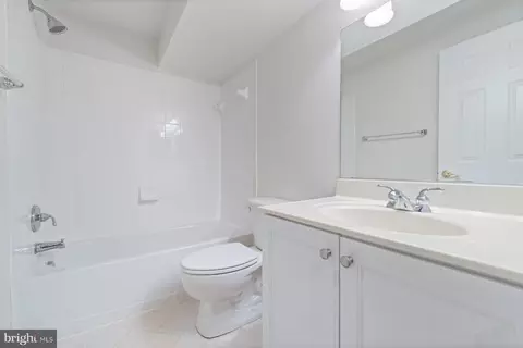 2736 Lightfoot Dr, Baltimore, MD 21209 photo 36