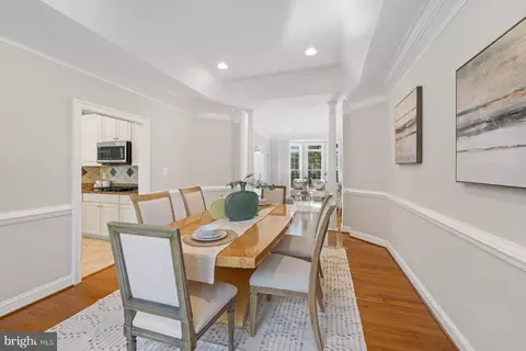 2736 Lightfoot Dr, Baltimore, MD 21209 photo 10