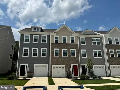8338 Dieter Dr, Rosedale, MD 21237