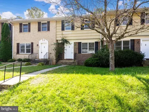 264 Cedarmere Cir, Owings Mills, MD 21117