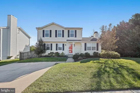 1 Morn Mist Ct, Parkville, MD 21234
