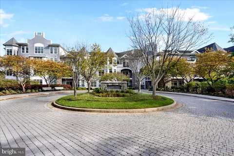 3000 Stone Cliff Dr #203, Baltimore, MD 21209