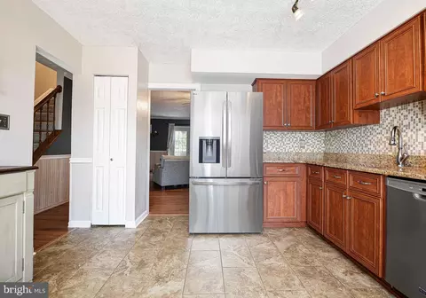 Kitchen - 37 Perryfalls Pl, Nottingham, MD 21236 photo 4 of 5