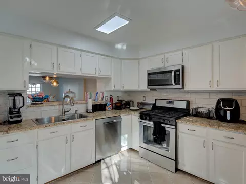 5312 Kelmscot Rd, Rosedale, MD 21237 photo 6