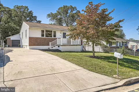 229 Oberle Ave, Essex, MD 21221