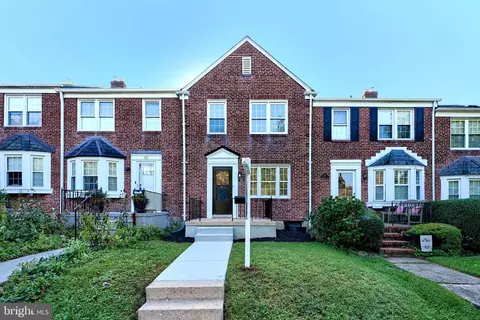 121 Stevenson Ln, Baltimore, MD 21212