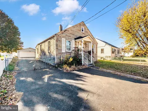 1203 N Point Rd, Dundalk, MD 21222
