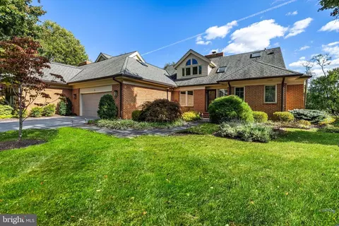 3 Fieldspring Ct, Lutherville Timonium, MD 21093