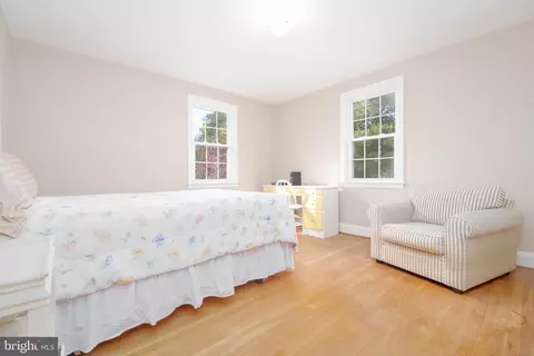 Bedroom - 138 Murdock Rd, Baltimore, MD 21212 photo 3 of 7