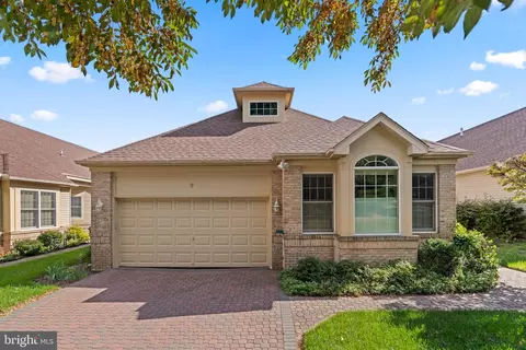 9 Stone Gate Ct, Pikesville, MD 21208