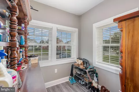Entry Way - 2922 Ritchie Ave, Sparrows Point, MD 21219 photo 5 of 5