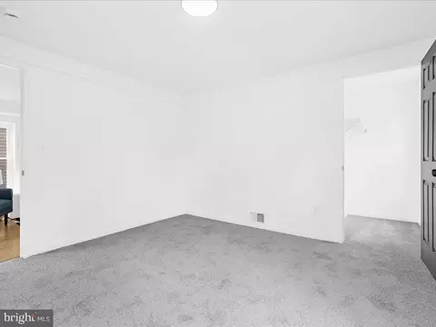 Bedroom - 7412 Beech Ave, Baltimore, MD 21206 photo 5 of 13