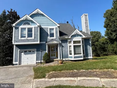 7 Stardust Ct, Catonsville, MD 21228
