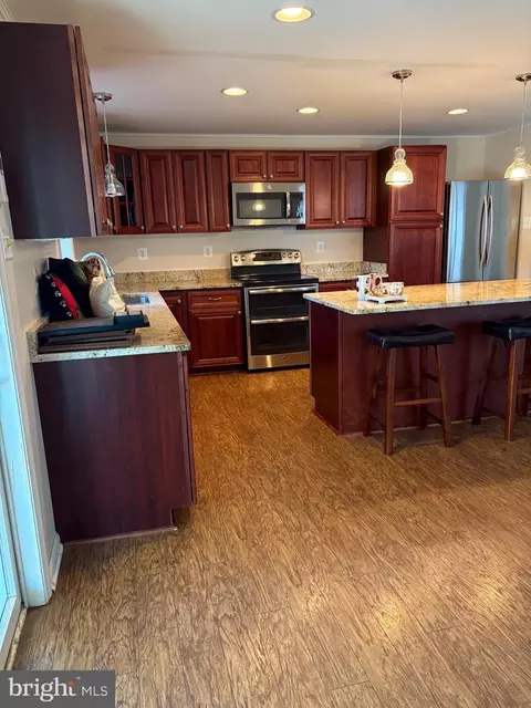 Kitchen - 4 White Ash Ct, Middle River, MD 21220 photo 3 of 3