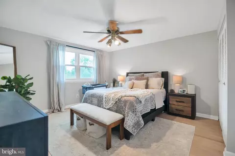 Bedroom - 933 Grovehill Rd, Halethorpe, MD 21227 photo 1 of 7