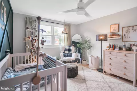 Bedroom - 933 Grovehill Rd, Halethorpe, MD 21227 photo 6 of 7