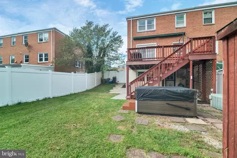 Exterior - 933 Grovehill Rd, Halethorpe, MD 21227 photo 4 of 8