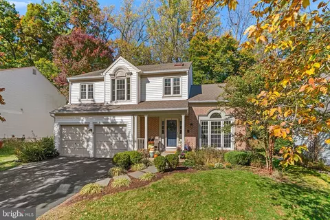 6 Franklin Tree Ct, Catonsville, MD 21228