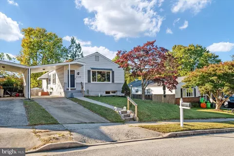 Exterior - 5204 Larlin Rd, Halethorpe, MD 21227 photo 4 of 9