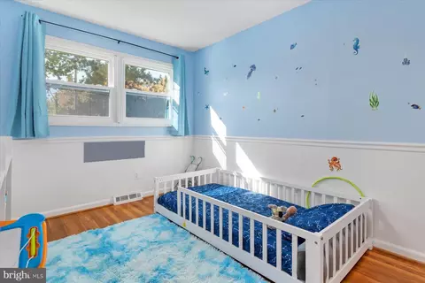 Bedroom - 5204 Larlin Rd, Halethorpe, MD 21227 photo 5 of 6