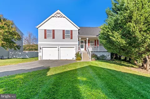 2 Granny Smith Ct, Middle River, MD 21220