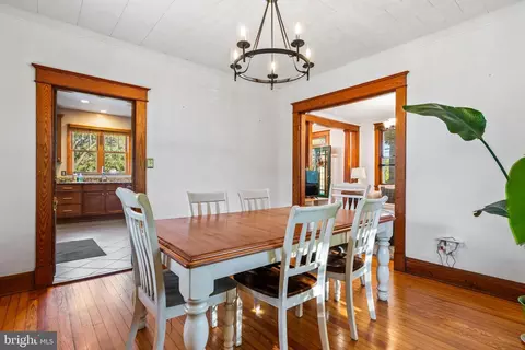 Dining - 4633 Ridge Rd, Nottingham, MD 21236 photo 3 of 3