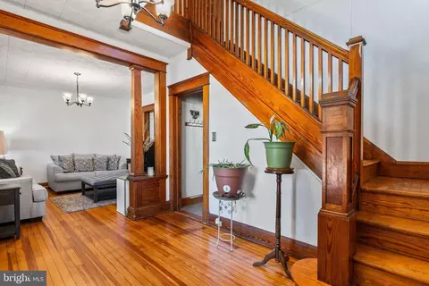 Entry Way - 4633 Ridge Rd, Nottingham, MD 21236 photo 3 of 10