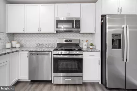 Kitchen - 5418 Hamilton Ave, Baltimore, MD 21206 photo 2 of 3