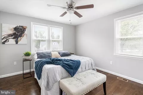 Bedroom - 5418 Hamilton Ave, Baltimore, MD 21206 photo 1 of 2