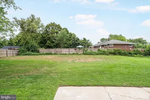 Exterior - 5418 Hamilton Ave, Baltimore, MD 21206 photo 4 of 4