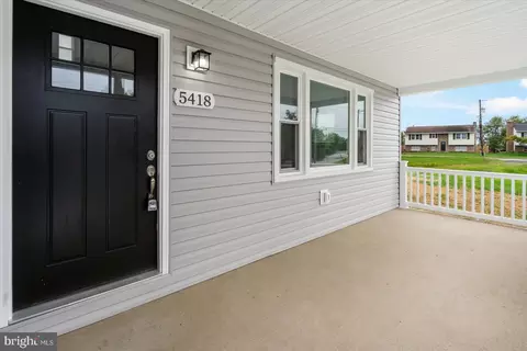 Exterior - 5418 Hamilton Ave, Baltimore, MD 21206 photo 2 of 4